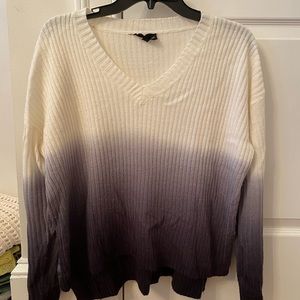 Tie Dye / Ombré white, gray, navy blue Sweater